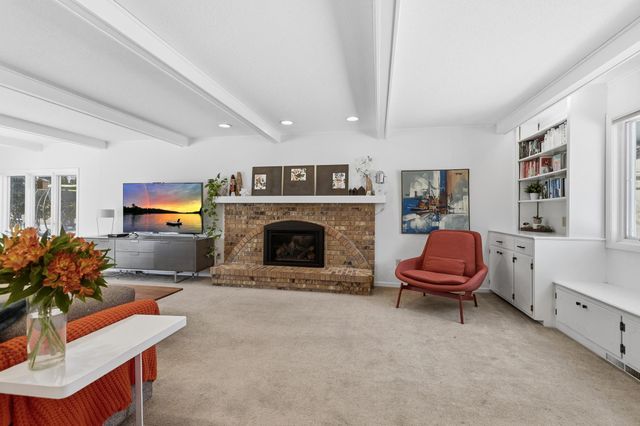 4396 Snail Lake Court W, Shoreview, MN 55126