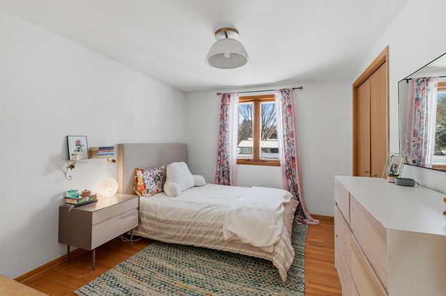 4396 Snail Lake Court W, Shoreview, MN 55126