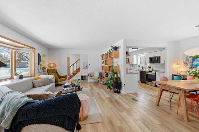 4396 Snail Lake Court W, Shoreview, MN 55126