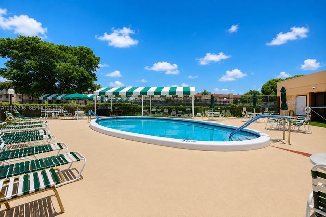 2811 N Pine Island Road 302, Sunrise, FL 33322