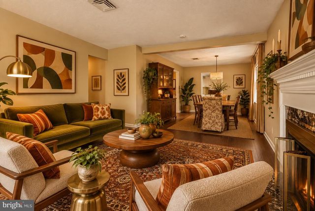 6216 YELLOWSTONE DR, Alexandria, VA 22312
