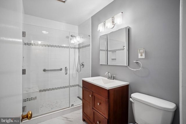 6216 YELLOWSTONE DR, Alexandria, VA 22312