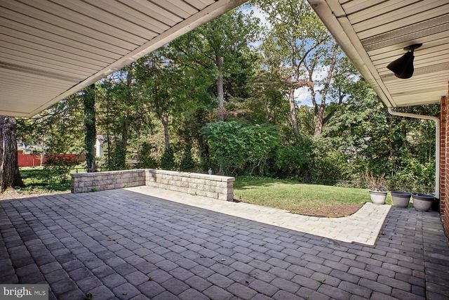 6216 YELLOWSTONE DR, Alexandria, VA 22312