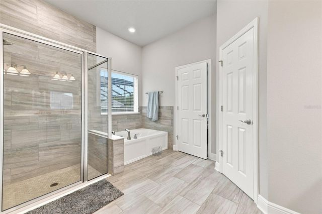 5335 SILVER SUN DRIVE, Apollo Beach, FL 33572