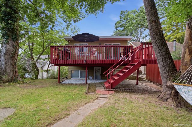 88 Becker Street, Lake Peekskill, NY 10537