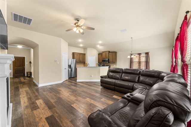 345 Pecos Drive, Crandall, TX 75114