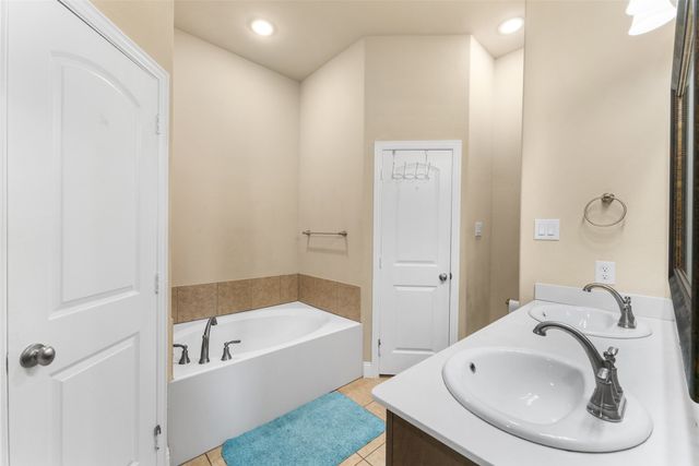 345 Pecos Drive, Crandall, TX 75114