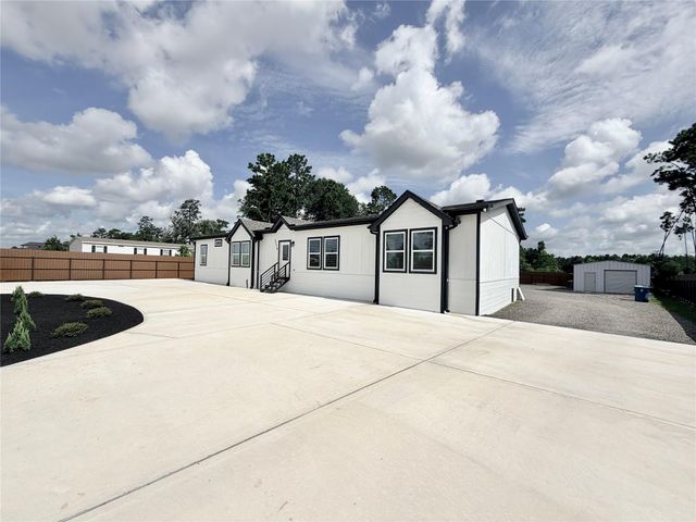 2379 Road 5838, Cleveland, TX 77327