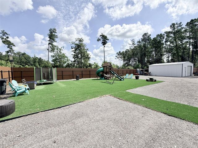 2379 Road 5838, Cleveland, TX 77327