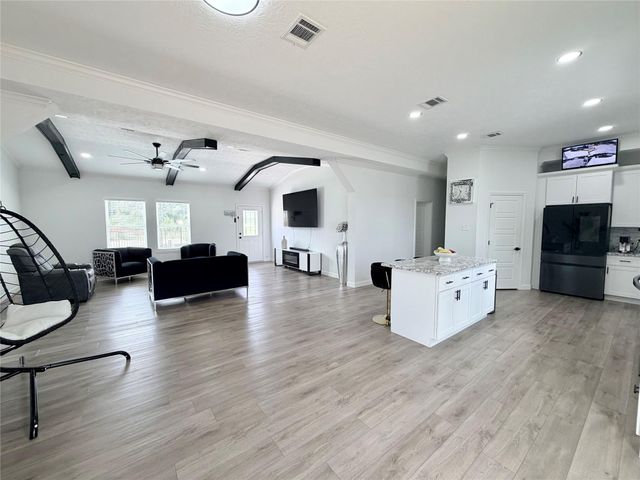 2379 Road 5838, Cleveland, TX 77327