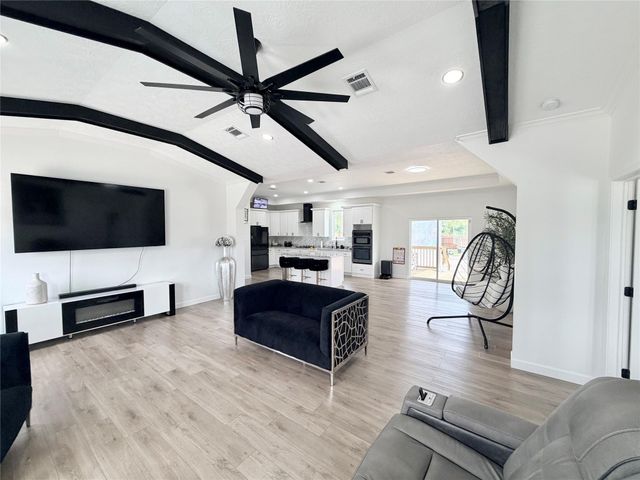 2379 Road 5838, Cleveland, TX 77327
