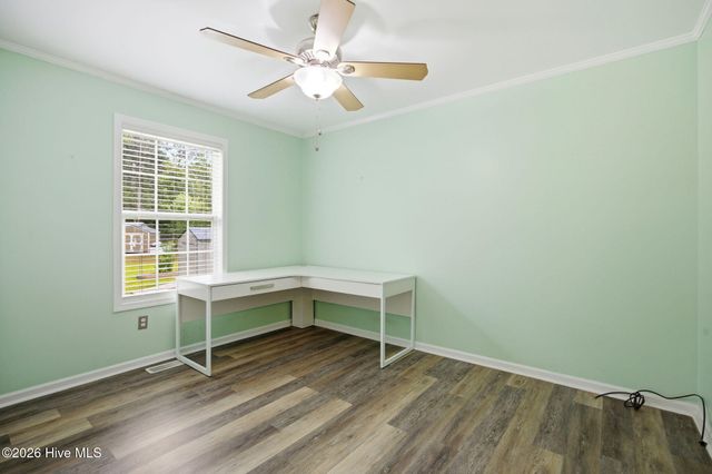 100 Fox Run Drive, Hampstead, NC 28443