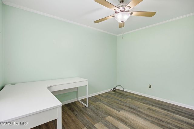 100 Fox Run Drive, Hampstead, NC 28443