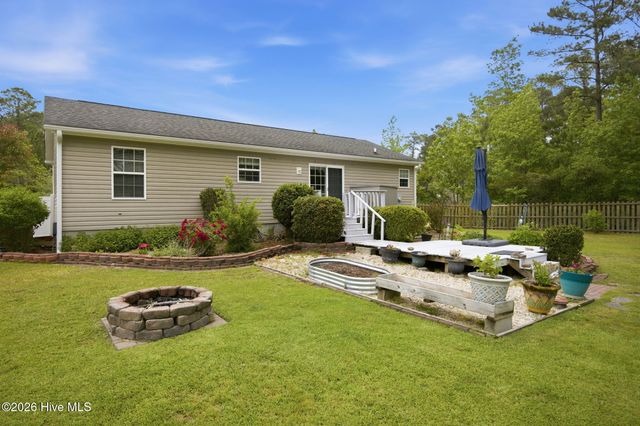 100 Fox Run Drive, Hampstead, NC 28443