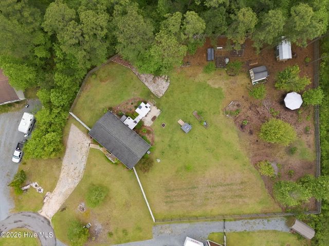 100 Fox Run Drive, Hampstead, NC 28443