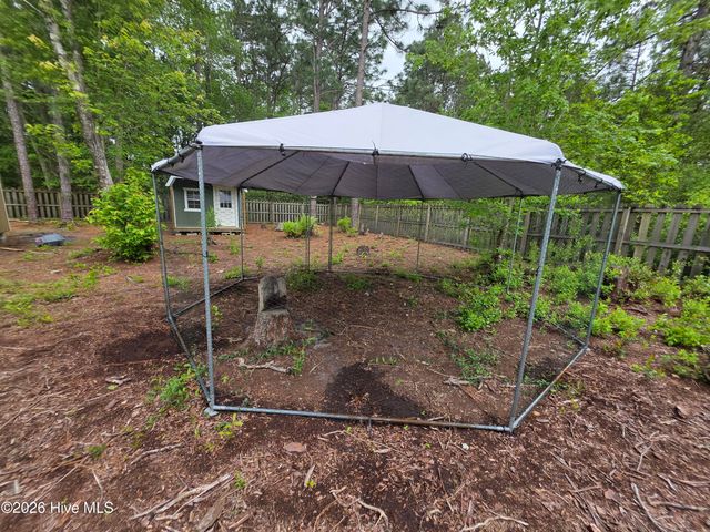 100 Fox Run Drive, Hampstead, NC 28443