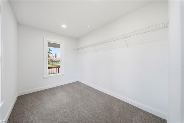 14 Parkview AVE, Portsmouth, VA 23704