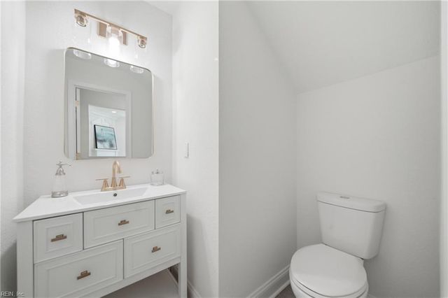 14 Parkview AVE, Portsmouth, VA 23704