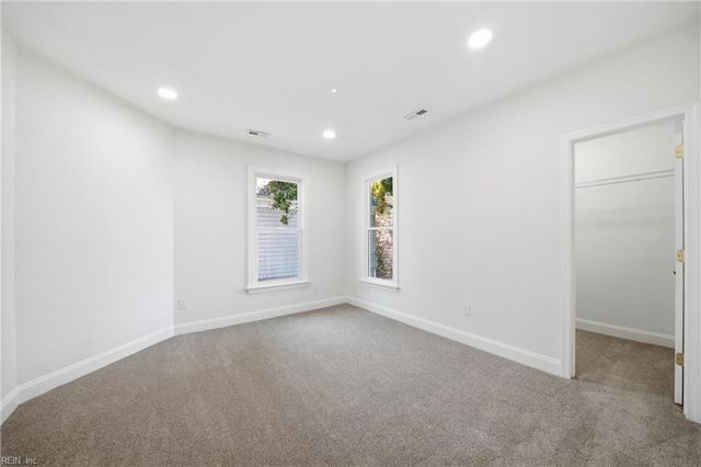14 Parkview AVE, Portsmouth, VA 23704