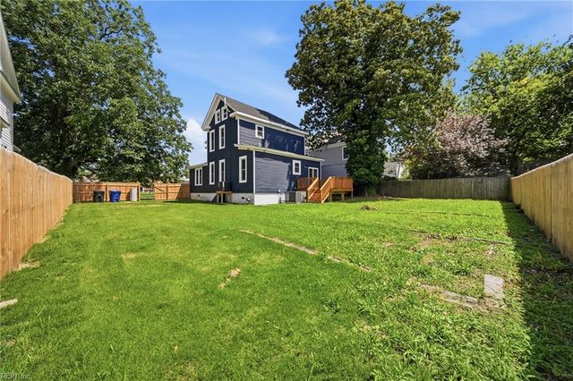 14 Parkview AVE, Portsmouth, VA 23704