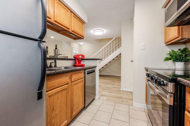 3100 Jeanetta Street 1404, Houston, TX 77063