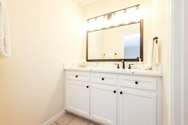 3100 Jeanetta Street 1404, Houston, TX 77063