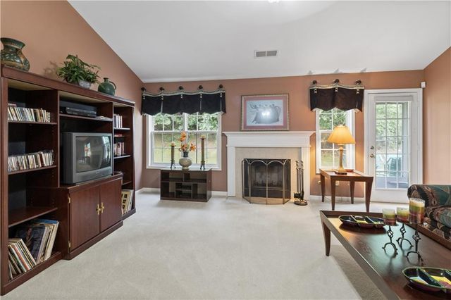 1055 Chimney Trace Way, Lawrenceville, GA 30045