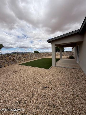6161 Petty Lane Street, Las Cruces, NM 88012