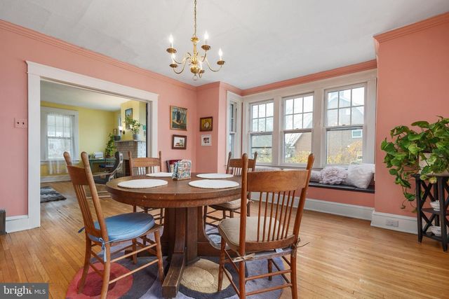 300 BAER AVE, Hanover, PA 17331