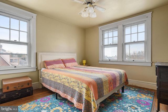 300 BAER AVE, Hanover, PA 17331