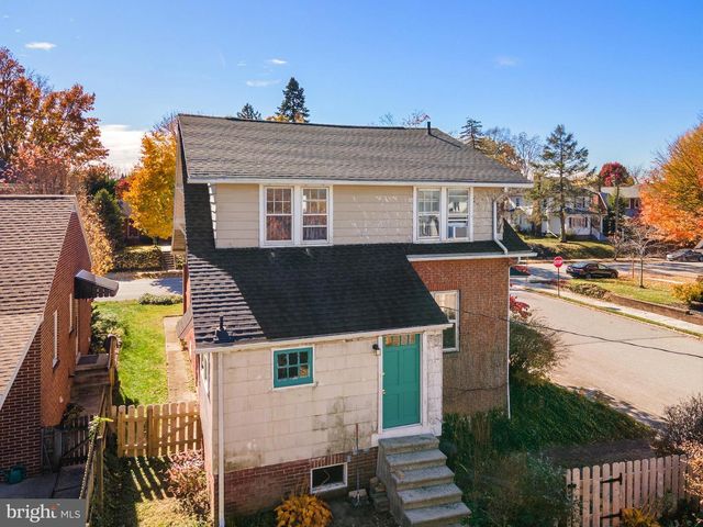 300 BAER AVE, Hanover, PA 17331