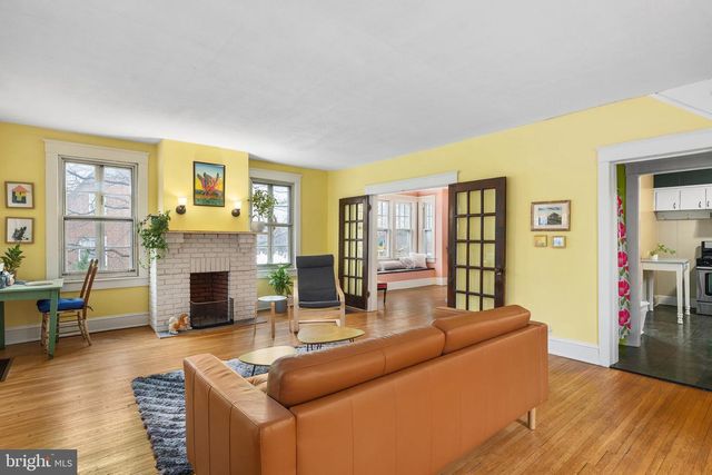 300 BAER AVE, Hanover, PA 17331