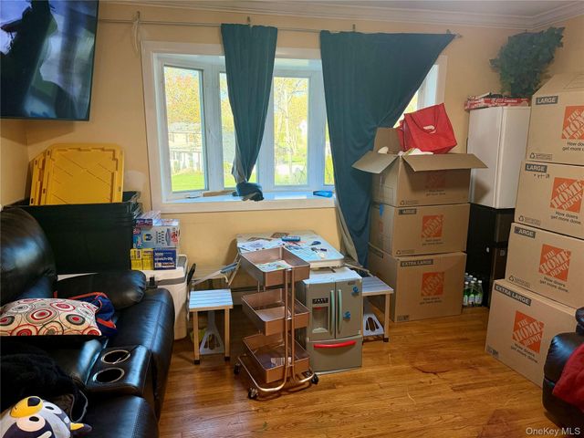 35 Shelton Court, Lake Ronkonkoma, NY 11779