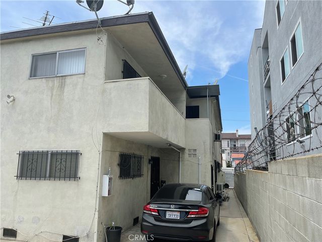 978 S Ardmore Avenue, Los Angeles, CA 90006