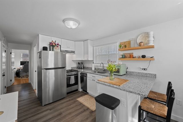 24 Shirley Ln, Shrewsbury, MA 01545