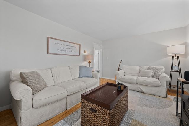 24 Shirley Ln, Shrewsbury, MA 01545