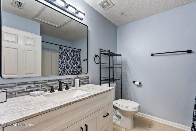 6105 MAGGIES Circle, 113, Jacksonville, FL 32244