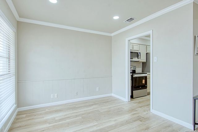 710 Meadow Side, San Antonio, TX 78227