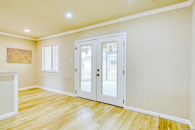 710 Meadow Side, San Antonio, TX 78227