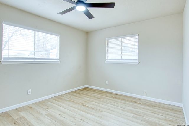 710 Meadow Side, San Antonio, TX 78227