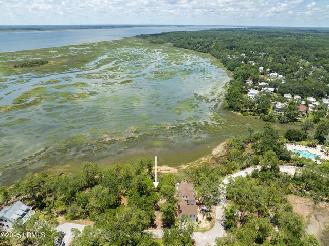 74 Old Oyster Factory Road, Beaufort, SC 29906