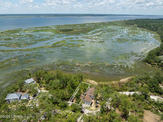 74 Old Oyster Factory Road, Beaufort, SC 29906