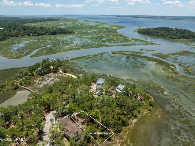 74 Old Oyster Factory Road, Beaufort, SC 29906