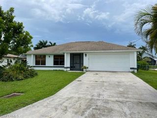 5367 Coral AVE, Cape Coral, FL 33904