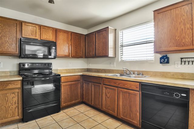 1930 Castaway Drive, Dallas, TX 75051