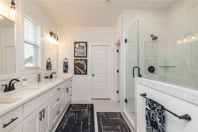 1423 River Point Road, Fayetteville, AR 72703