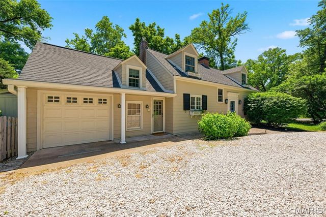 5 Frederick Lane, Glendale, MO 63122