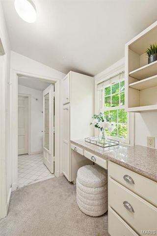 5 Frederick Lane, Glendale, MO 63122