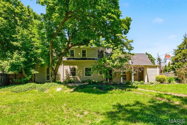 5 Frederick Lane, Glendale, MO 63122