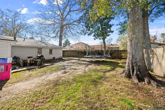 107 Joan St, Denham Springs, LA 70726